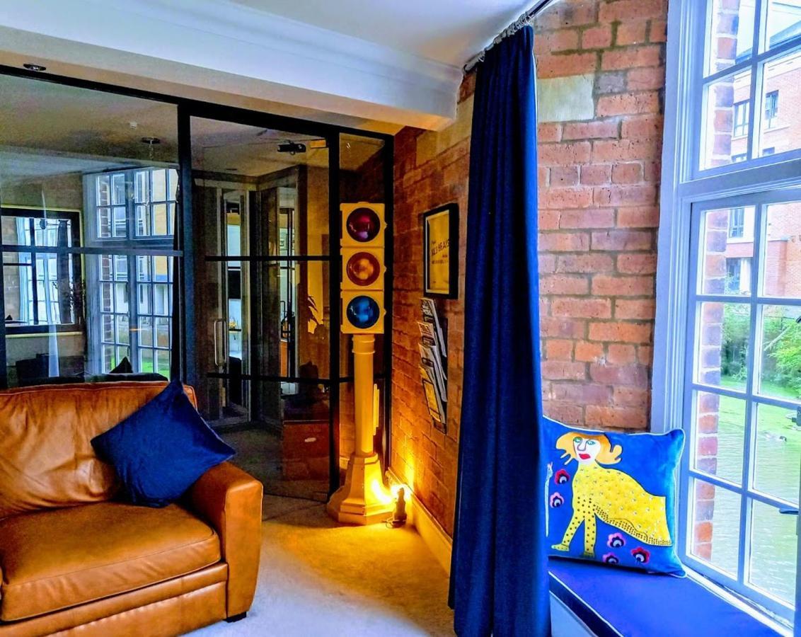 Cocoa Isabella - River Fronted With Secure Parking Apartment York