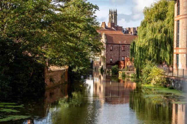 Cocoa Isabella - River Fronted With Secure Parking * York
